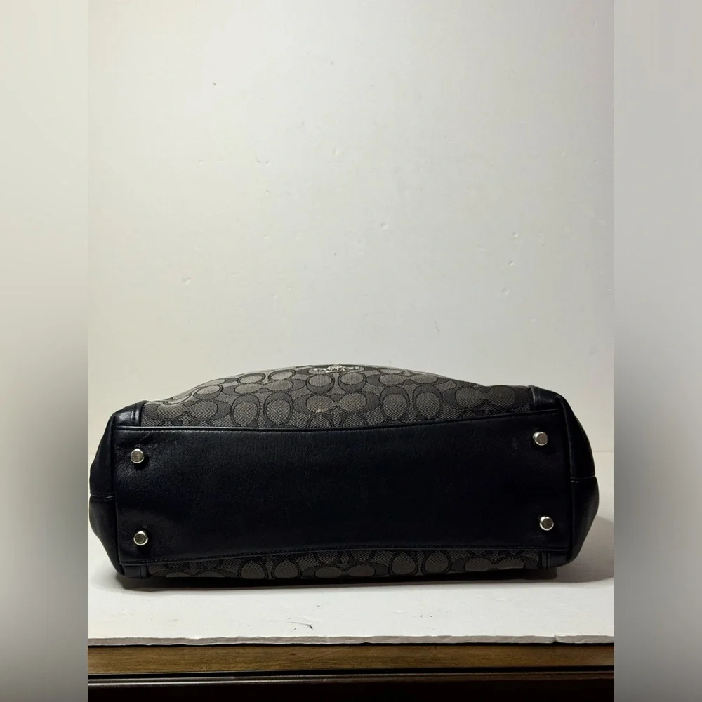 Coach Edie Shoulder Bag 31 In Signature Jacquard